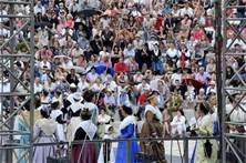 fete costume